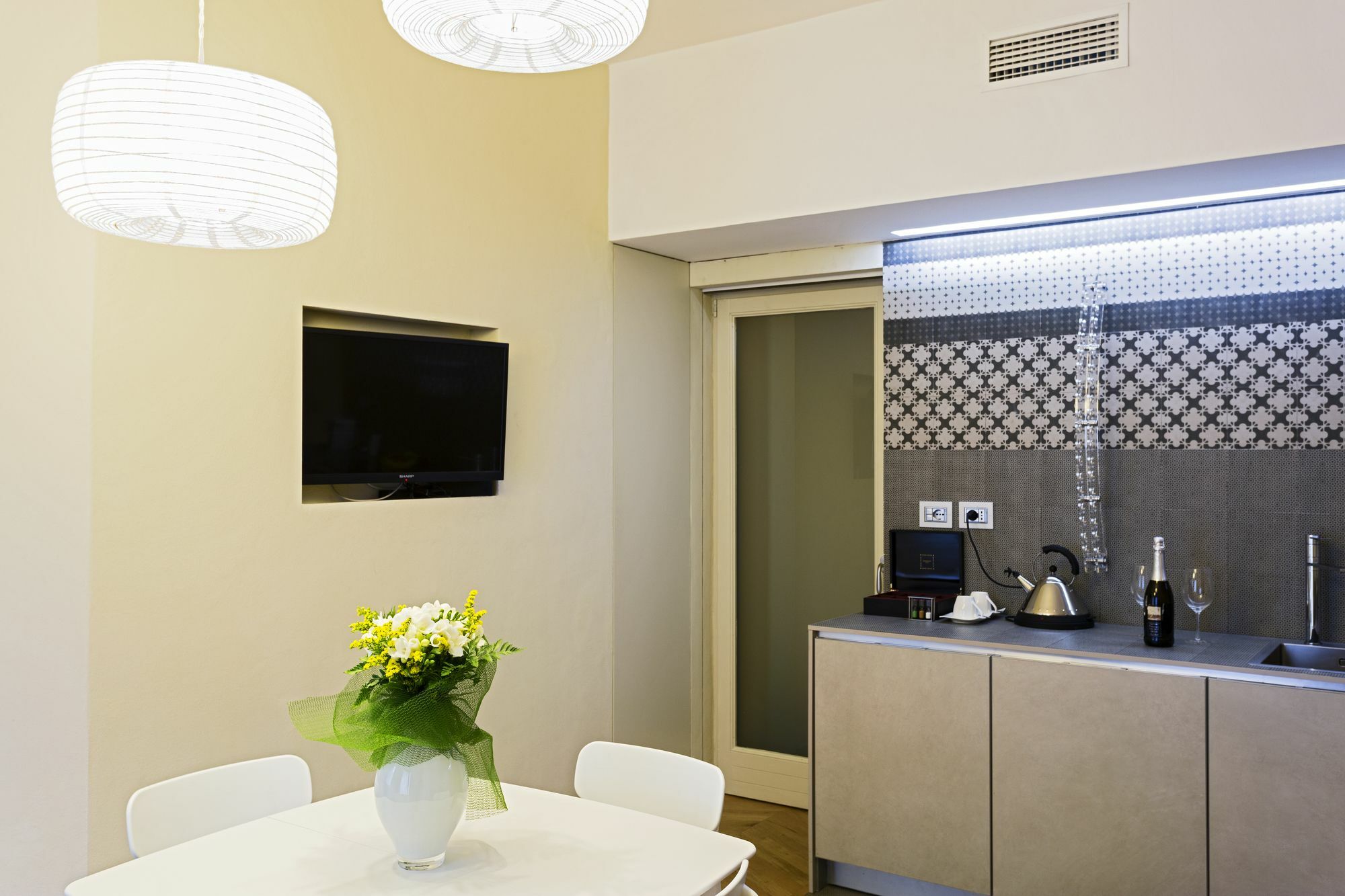 Maison Laghetto - Apartment Suite Milánó Kültér fotó